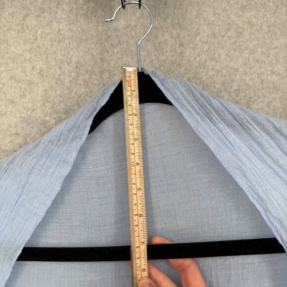 Chicos Alayna Oversized Blanket Oblong Scarf Pale Parisian Blue Lightweight NEW - Picture 8 of 10